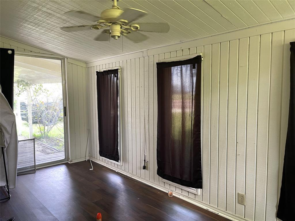 1119 N 4th Avenue, Teague, Texas image 3