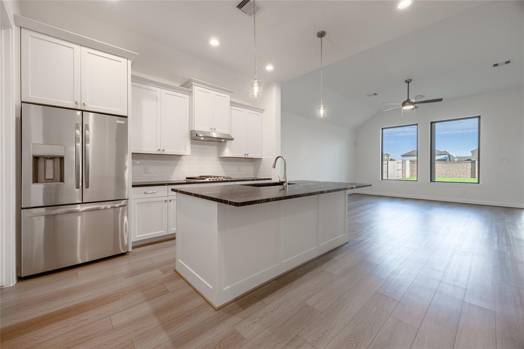 12810 Belford Gardens Drive, Humble, Texas image 4