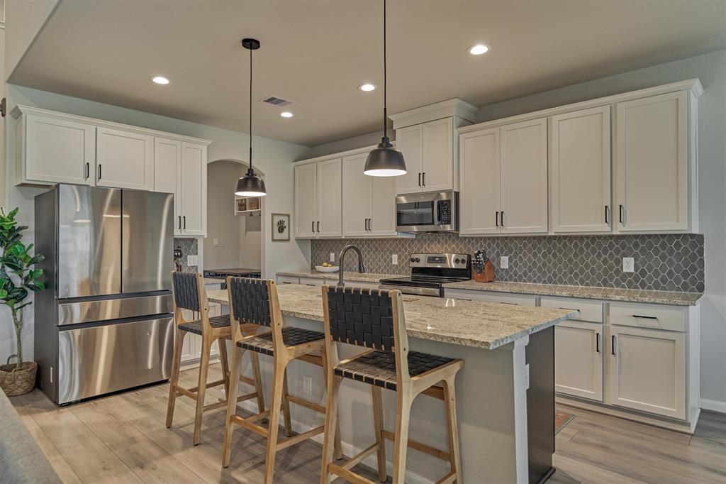 6139 Hazel Lake Drive, Conroe, Texas image 10