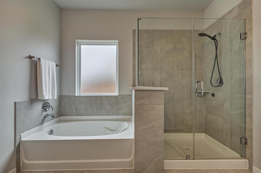6139 Hazel Lake Drive, Conroe, Texas image 19