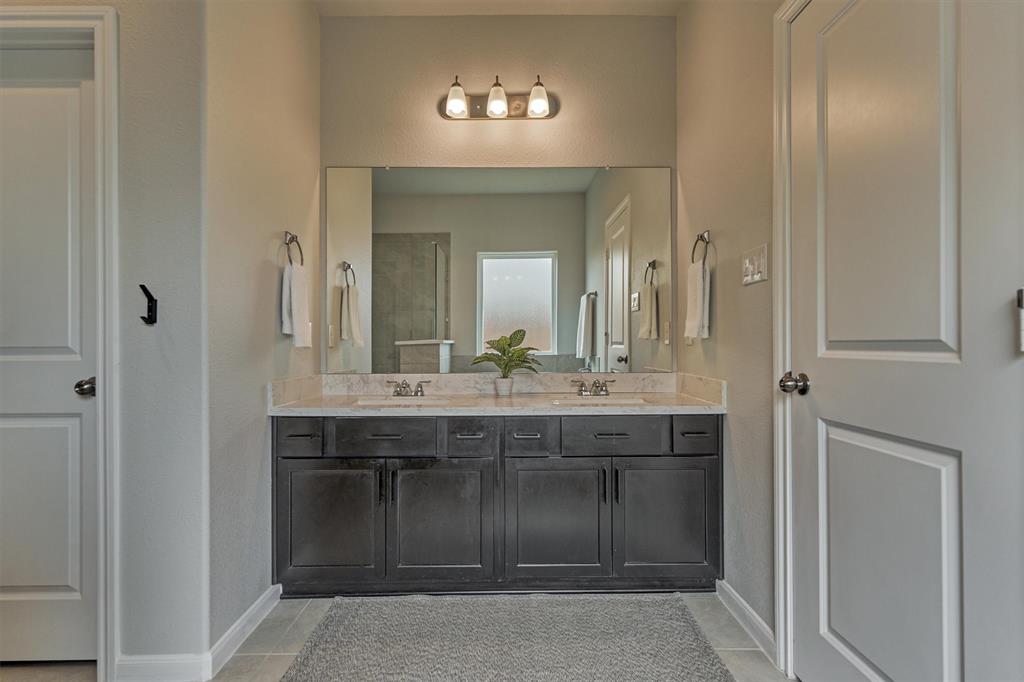 6139 Hazel Lake Drive, Conroe, Texas image 18