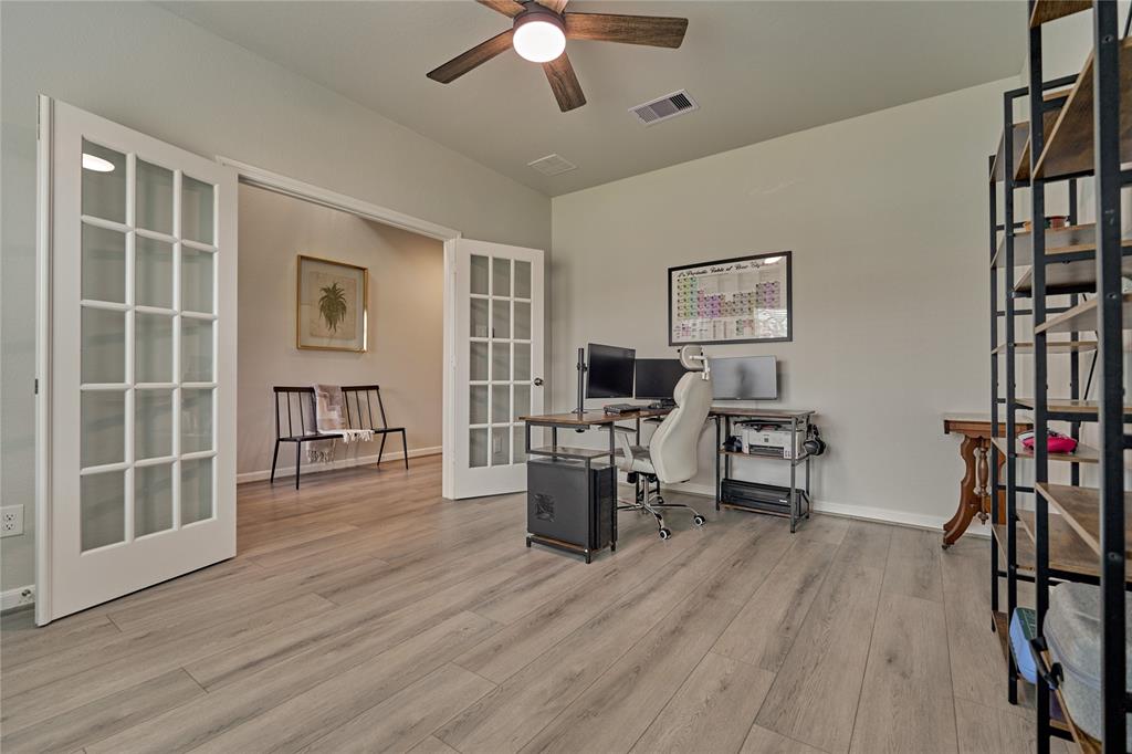 6139 Hazel Lake Drive, Conroe, Texas image 7