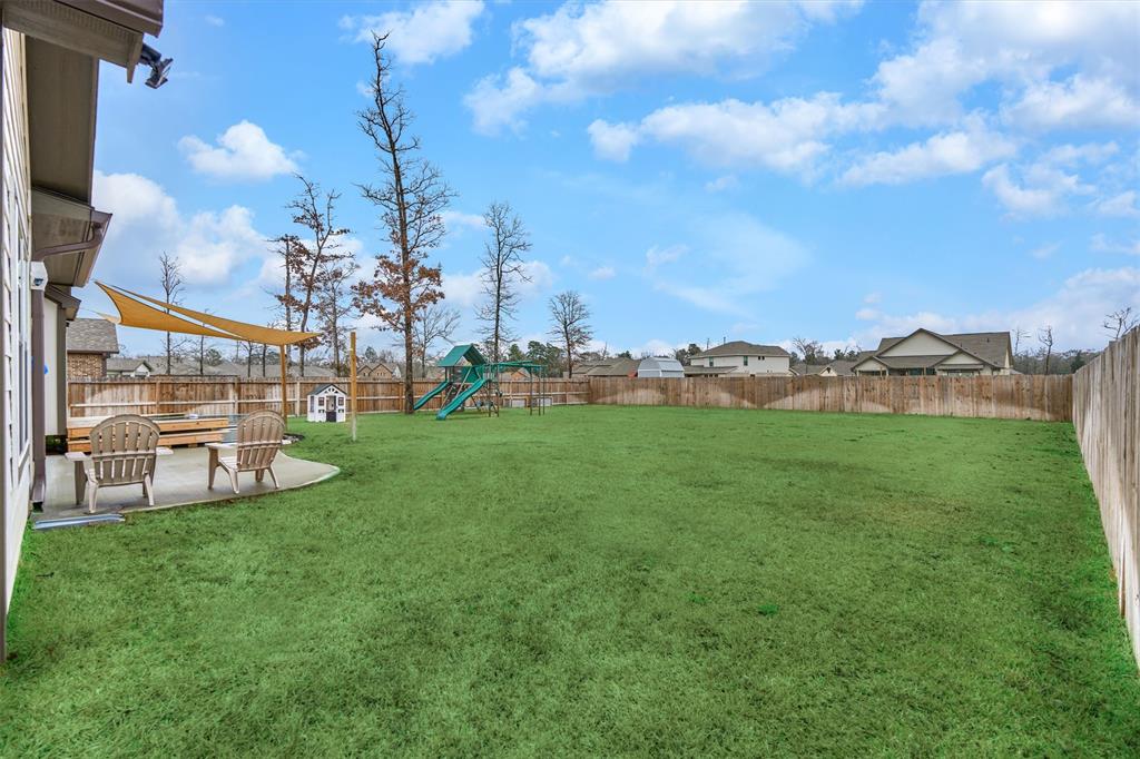 6139 Hazel Lake Drive, Conroe, Texas image 38