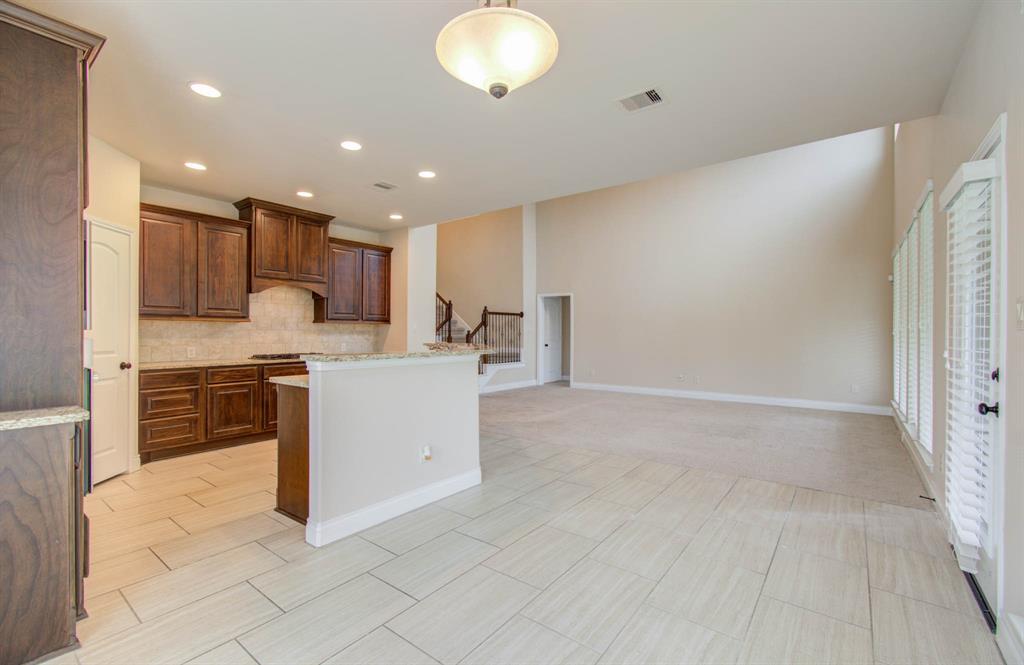 1202 Watercrest Park Lane, Rosenberg, Texas image 12
