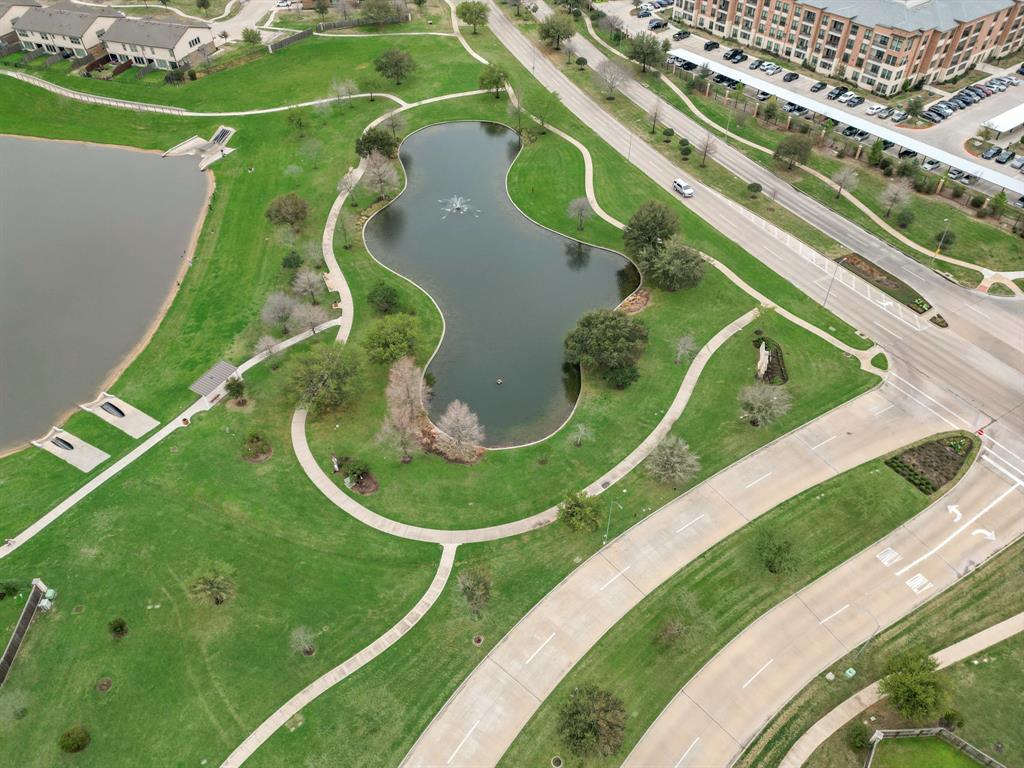 1202 Watercrest Park Lane, Rosenberg, Texas image 32