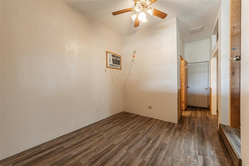 4028 Avenue N 1/2, Santa Fe, Texas image 19