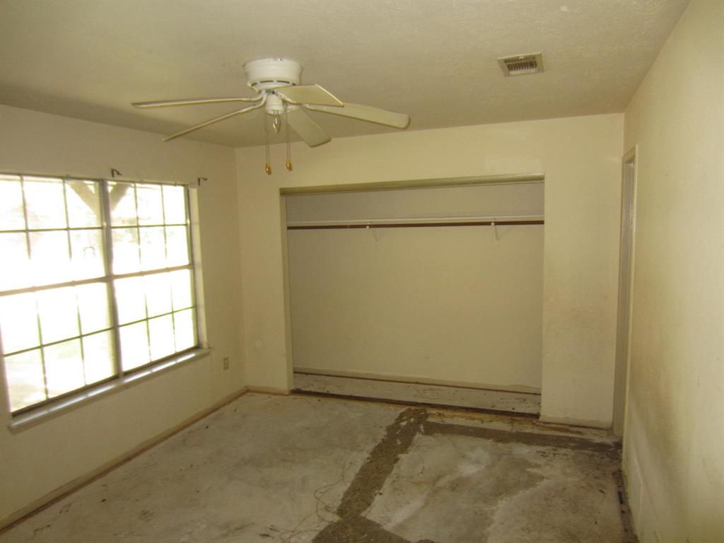 2342 Spring Dusk Lane, Spring, Texas image 5