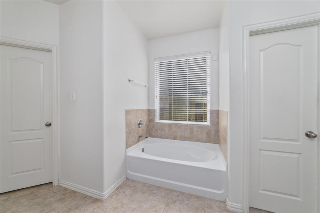 20838 Morgan Knoll Lane, Katy, Texas image 17