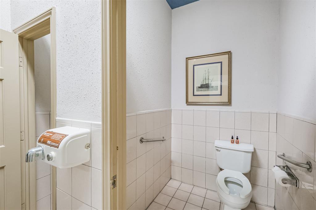 6130 Wheatley Street, Houston, Texas image 39