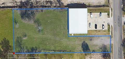 2939 Jensen Drive Houston TX 77026