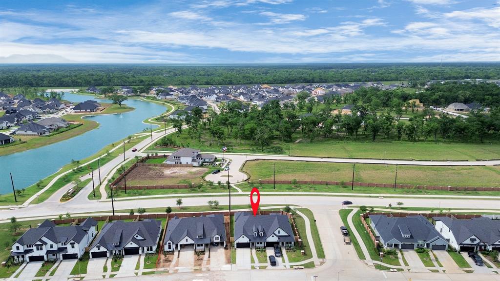 10306 Water Harbor Drive, Missouri City, Texas image 3