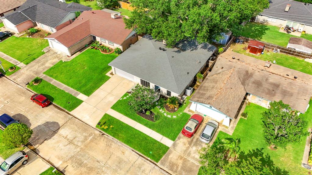 10507 Stockman Lane, Sugar Land, Texas image 33