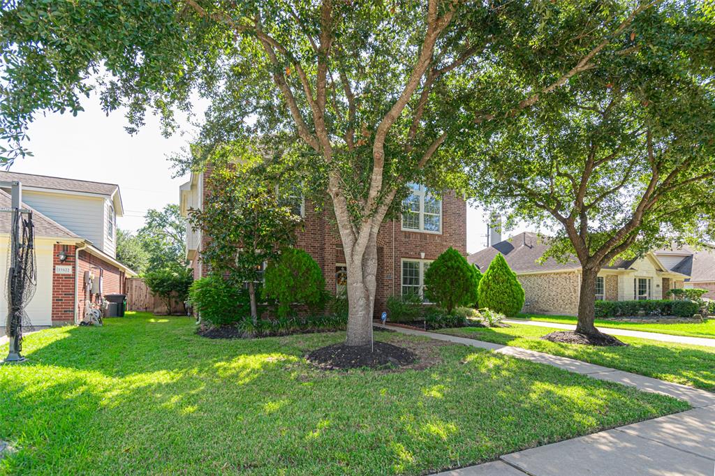 11018 Jadestone Creek Lane, Cypress, Texas image 6