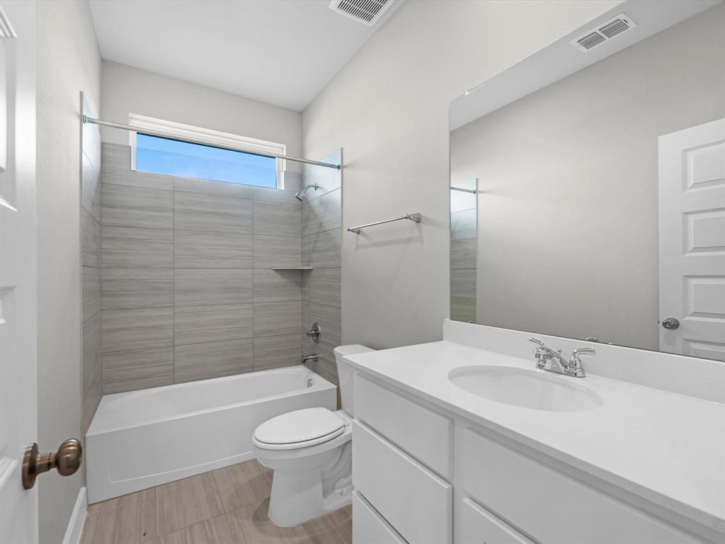 2610 Sanford Green Drive, Katy, Texas image 18