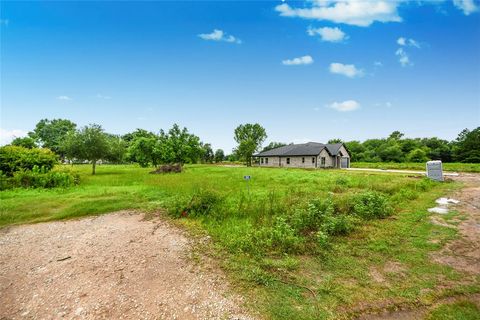 Photo of 605 Lily Street, Waller, TX 77484 (MLS # 89003119) Photo of 605 Lily Street, Waller, TX 77484 (MLS # 89003119)