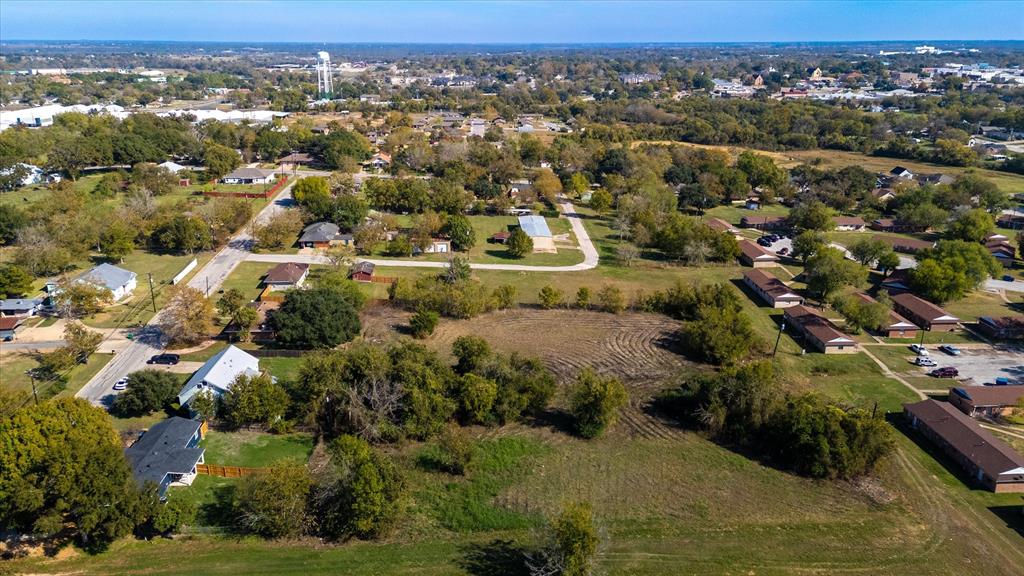 000 Rivers Street, Brenham, Texas image 4