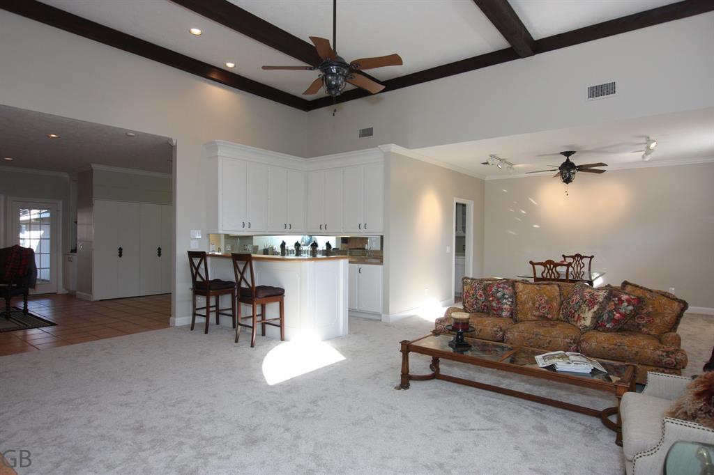 3235 Country Club Boulevard