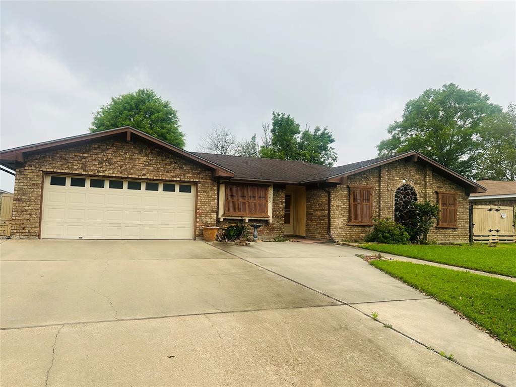 5965 Chisholm Trail, Beaumont, Texas image 2