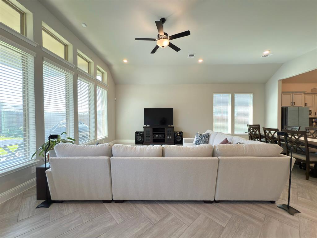 2253 Vanessa Cay Lane, La Porte, Texas image 17