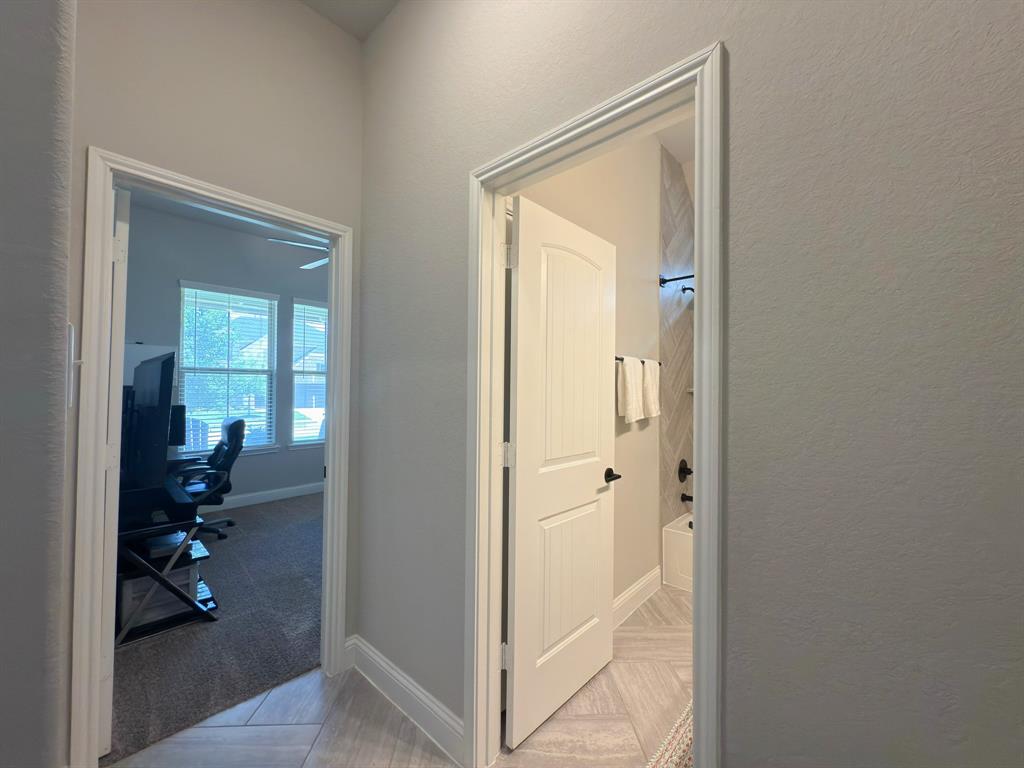 2253 Vanessa Cay Lane, La Porte, Texas image 7