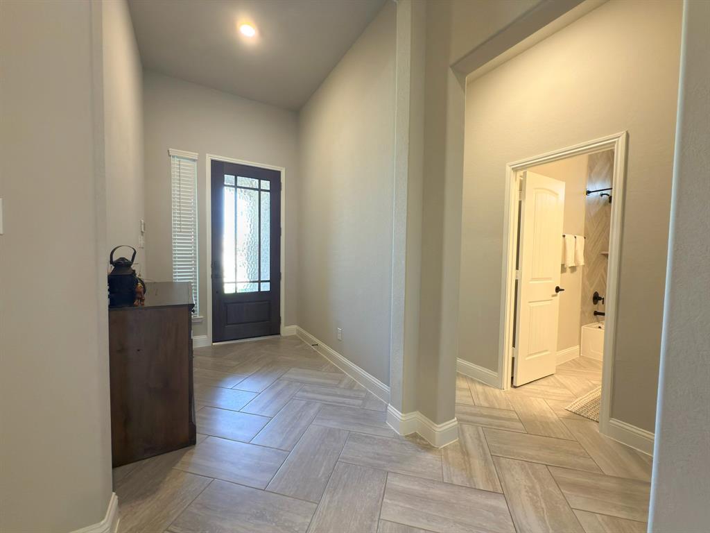 2253 Vanessa Cay Lane, La Porte, Texas image 6