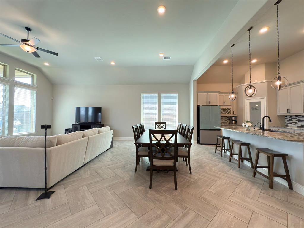 2253 Vanessa Cay Lane, La Porte, Texas image 16
