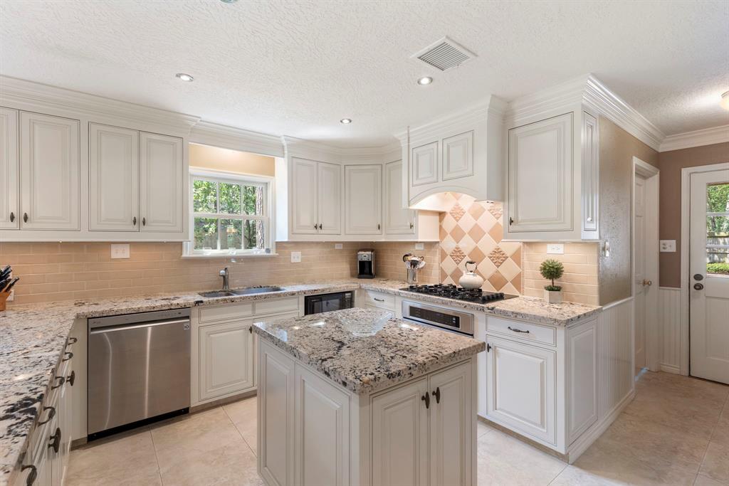 5407 Westminister Court, Houston, Texas image 9