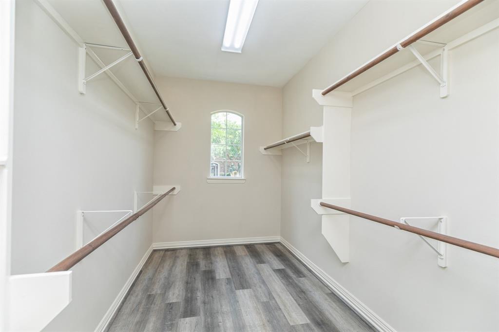 3011 Covebrook Drive, Pearland, Texas image 31