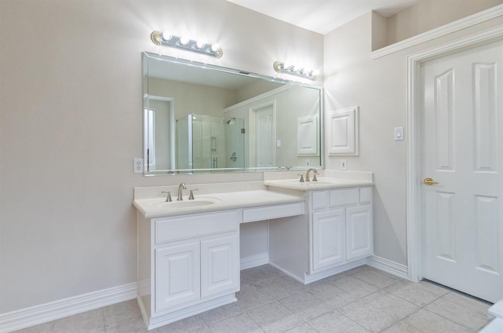 3011 Covebrook Drive, Pearland, Texas image 32