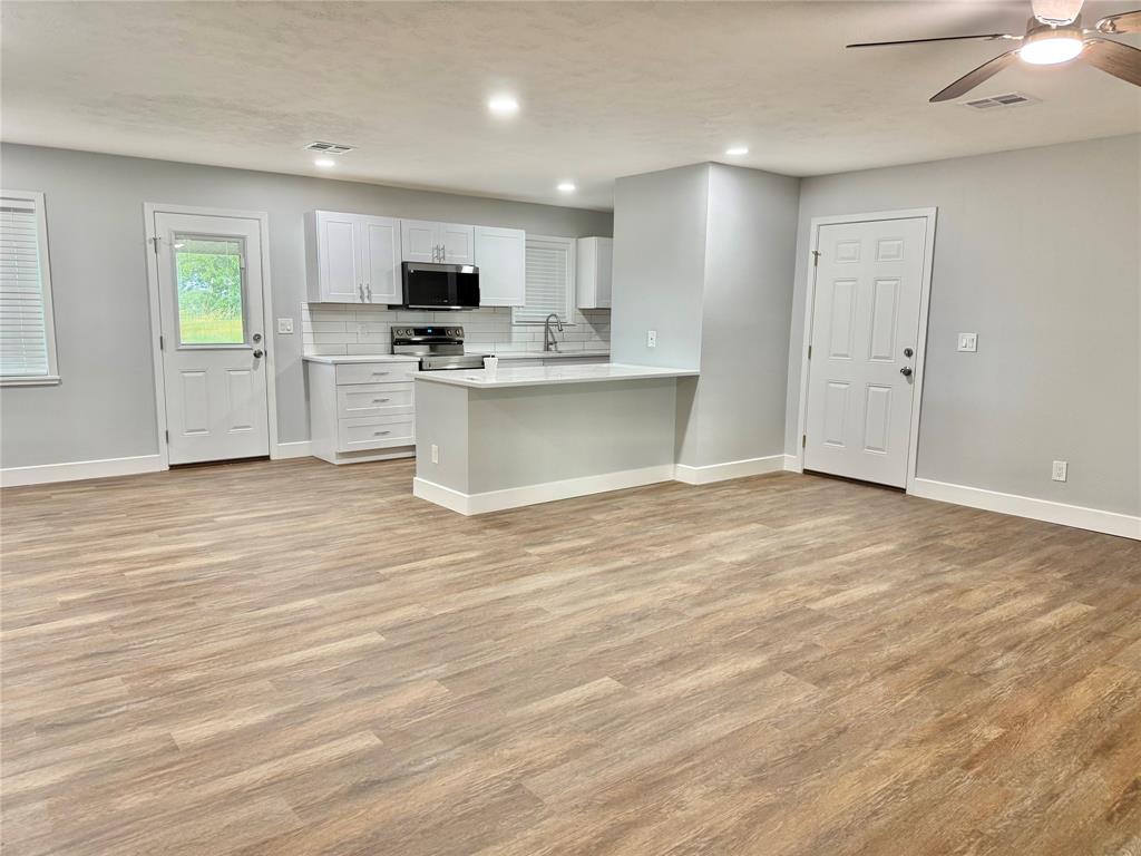 16981 Highway 146 N