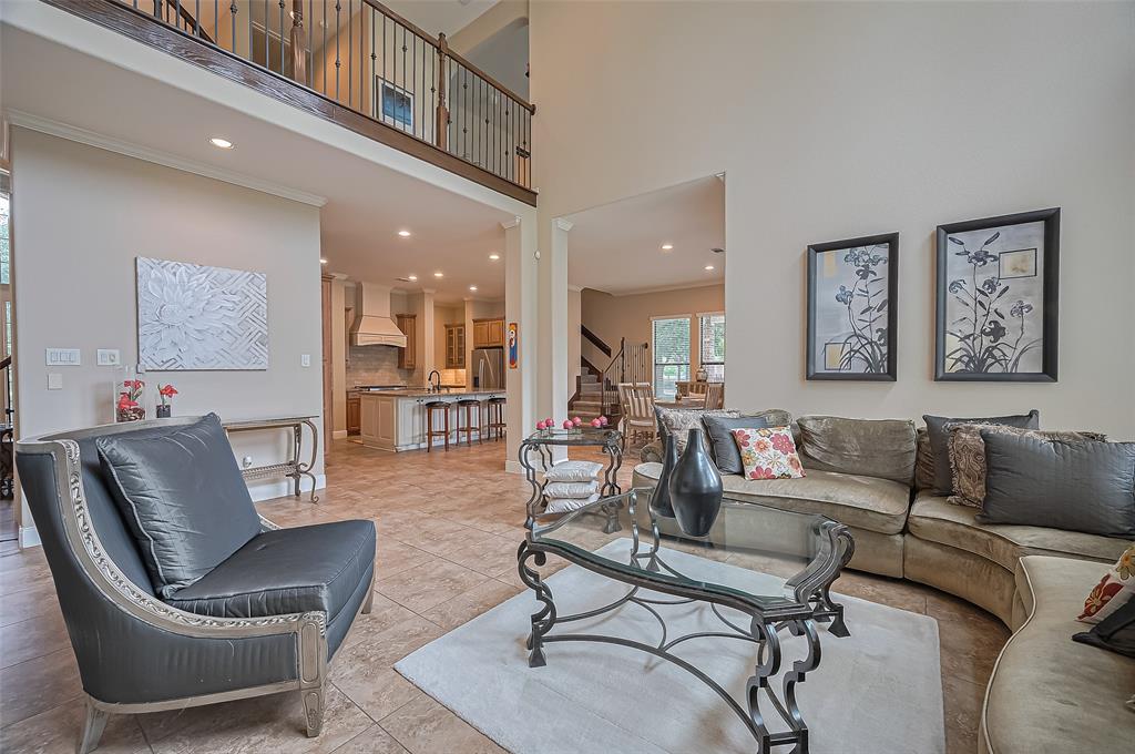 90 Wyndehaven Lakes Drive, Katy, Texas image 10