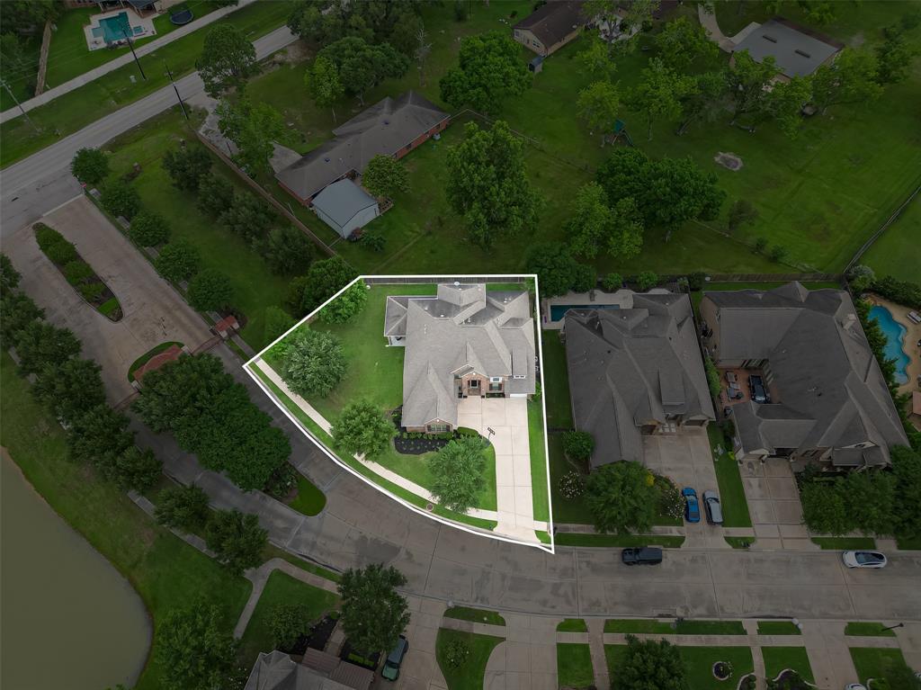90 Wyndehaven Lakes Drive, Katy, Texas image 44