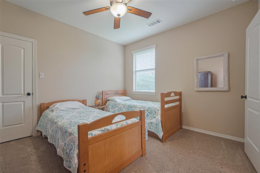 90 Wyndehaven Lakes Drive, Katy, Texas image 34