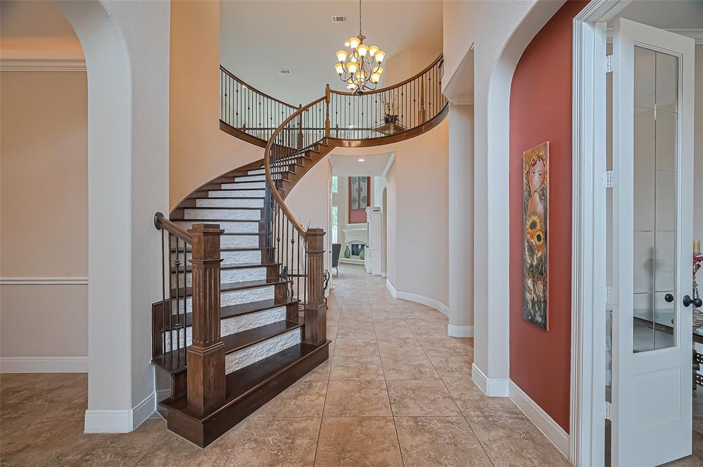 90 Wyndehaven Lakes Drive, Katy, Texas image 4