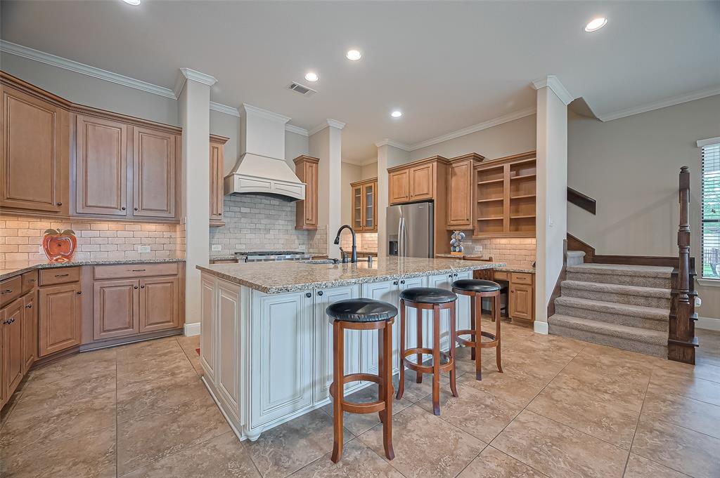 90 Wyndehaven Lakes Drive, Katy, Texas image 13