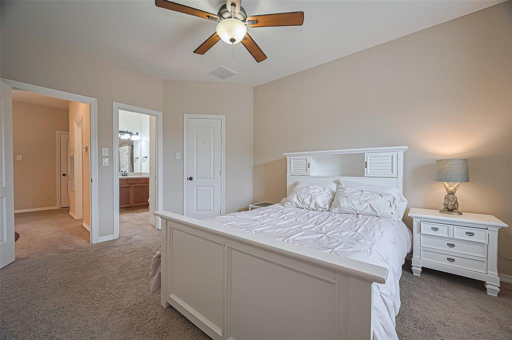 90 Wyndehaven Lakes Drive, Katy, Texas image 25