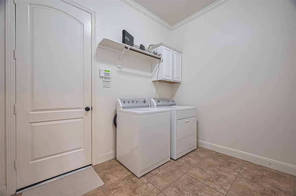 90 Wyndehaven Lakes Drive, Katy, Texas image 37