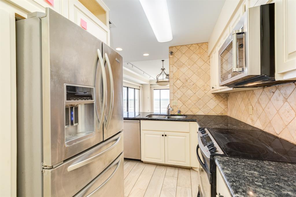 7700 Seawall Boulevard #401, Galveston, Texas image 13