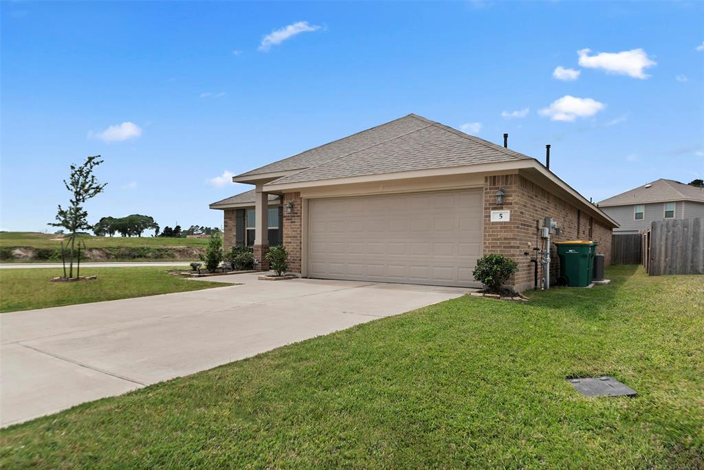 5 Terra Vista Place