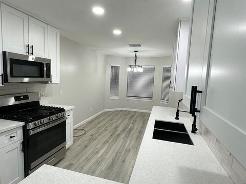 Photo of 18468 Misty Wood Lane, Porter, TX 77365 (MLS # 48519140) Photo of 18468 Misty Wood Lane, Porter, TX 77365 (MLS # 48519140)