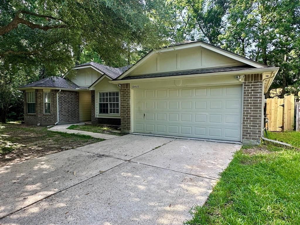 Photo of 18468 Misty Wood Lane, Porter, TX 77365 (MLS # 48519140)