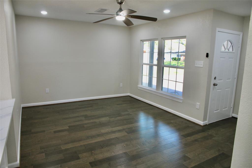 906 Martha Street, Deer Park, Texas image 8