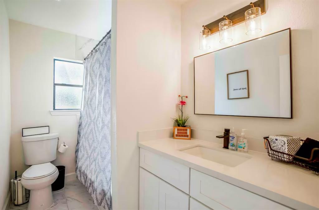 4111 Engelke Street, Houston, Texas image 14