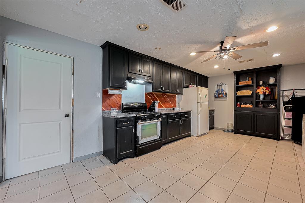 23381 Micke, New Caney, Texas image 11