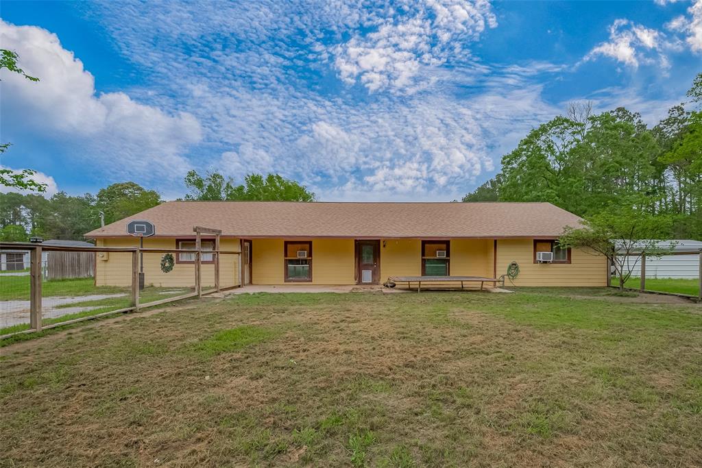 23381 Micke, New Caney, Texas image 1