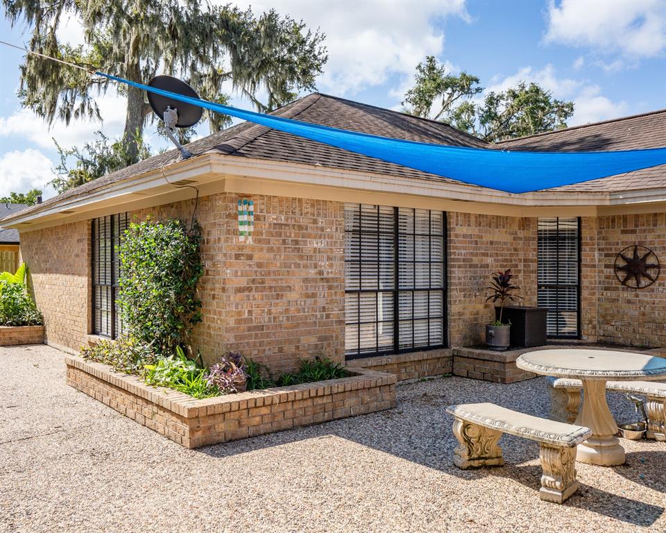 143 Paradise Valley Drive, West Columbia, Texas image 3