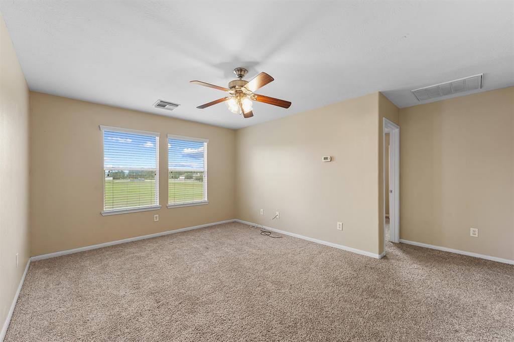 8342 Loetsch Ridge Way, Spring, Texas image 18