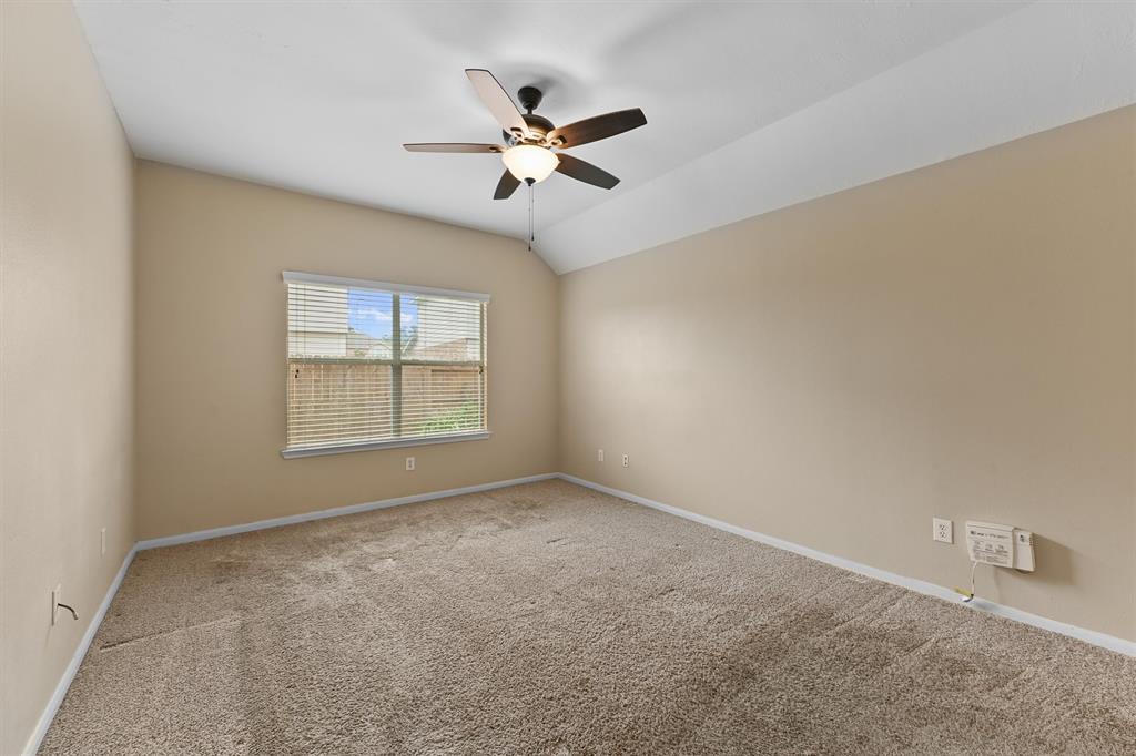 8342 Loetsch Ridge Way, Spring, Texas image 13