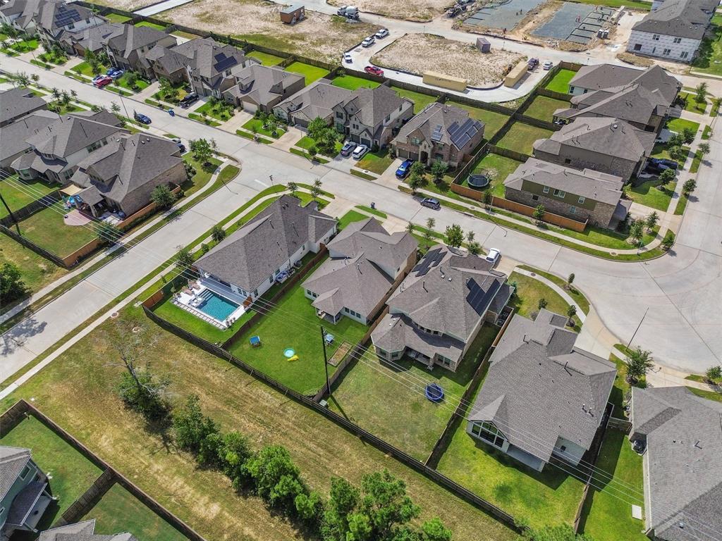 12215 Skene Bend Drive, Humble, Texas image 1