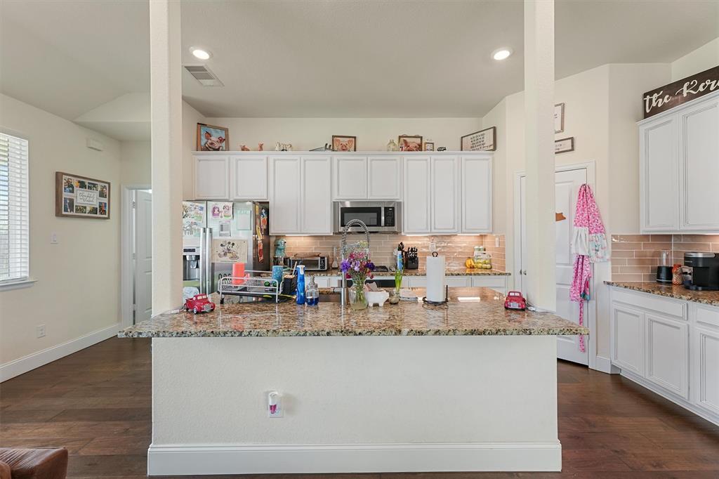 12215 Skene Bend Drive, Humble, Texas image 7